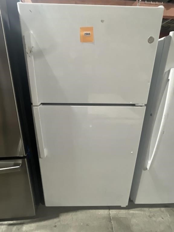 GE FRIDGE RETAIL $1,100