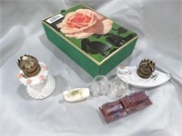 2 Oil Lamps Rose Jewelry Box & Misc