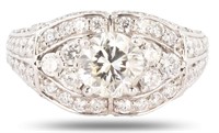 1.04CT SI1 CENTER DIAMOND PLATINUM RING - 2.50CTW