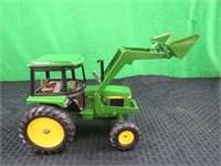 JD 2755 tractor w/Loader