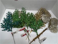 7 Stems of Colorful Pique Decorations