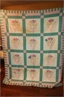 Vintage Quilt "Flower Basket"