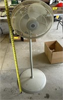 GE Floor Fan