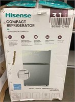 Hisense Mini Fridge with Freezer 3.1cu ft $249 R
