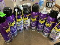 8 Raid Bed Bug foaming spray