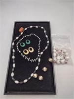 Mixed Style Beaded Necklace & Beads Pcs