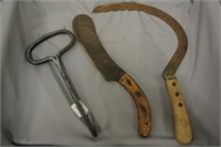 Primitive Tool Selection