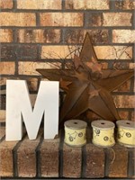 Decor with metal star