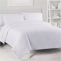 The Big One King 3-Piece Quilt Set retail $105