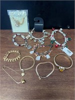 Lot of 10 women’s costume jewelry bracelets