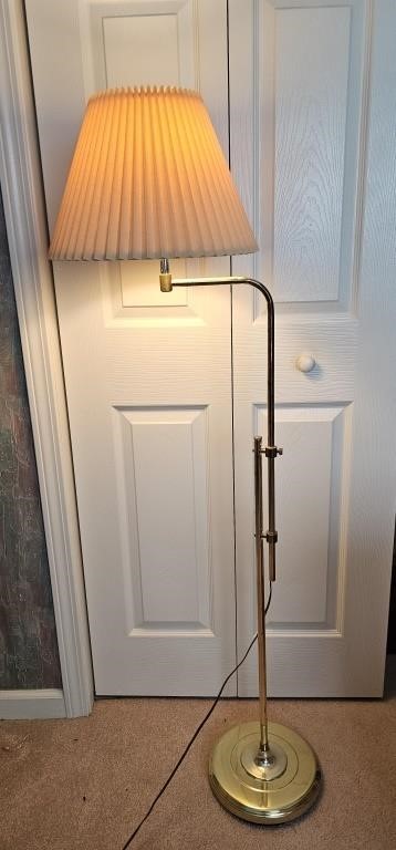 Adjustable Brass Floor Lamp 
15×35.5×13" -