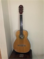 Kent Iberia Model Acoustic Guitar