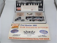 DALE EARNHARDT 1993 TEAM HAULER RACING COLLECTABLE