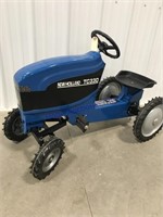New Holland TC33D pedal tractor