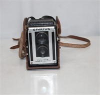 VINTAGE SPARTUS CAMERA