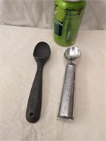 Vintage Nuroll Ice Cream Scoop & Other