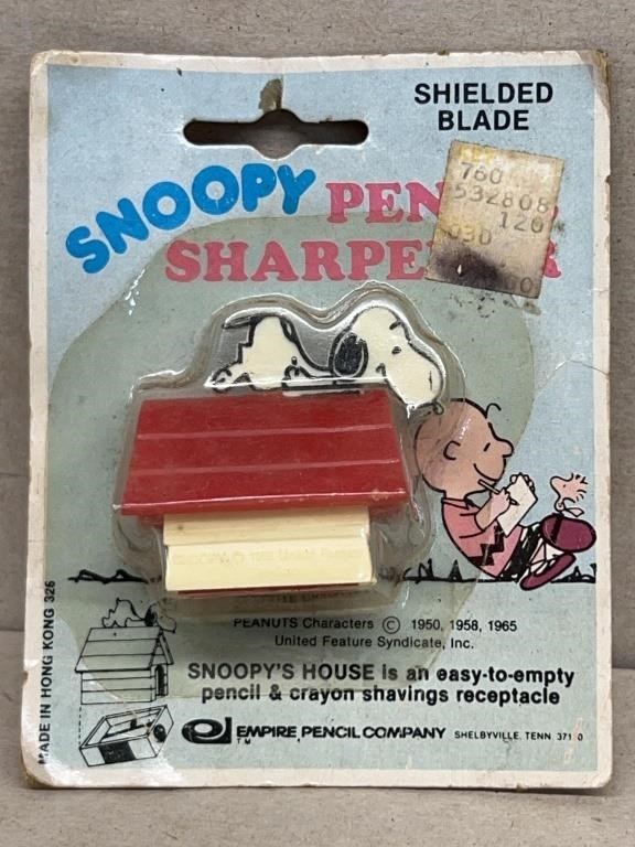 Snoopy pencil sharpener in original unopened