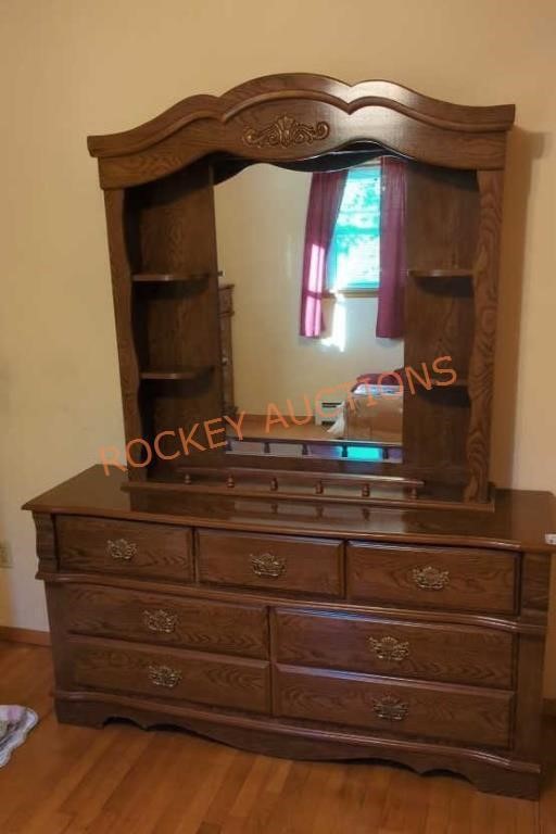 Large long dresser with mirror (2 pieces)