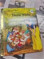 Snow white book