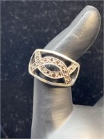 Sterling silver ring size 7.25