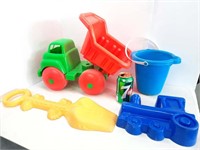 (4) Sand Toys for Kids