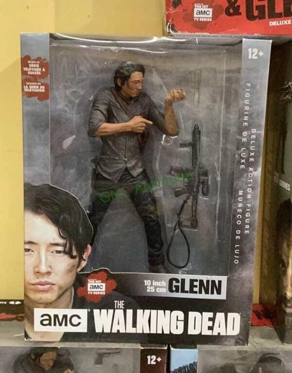 The Walking Dead 10 inch Glenn figure in original