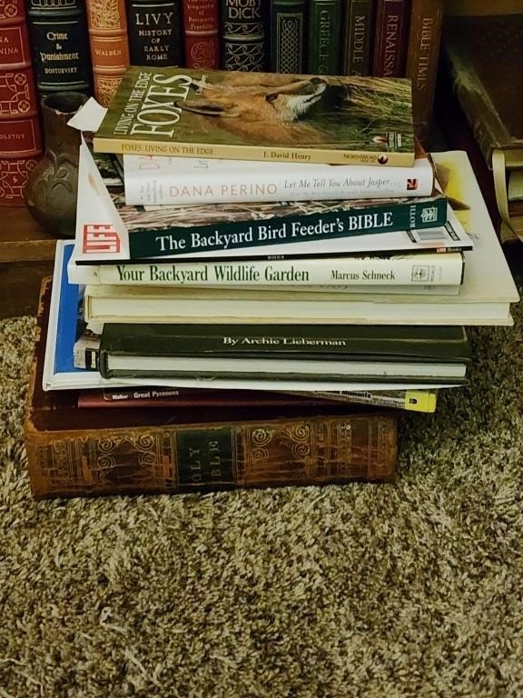 Lot Of Wildlife Books +++