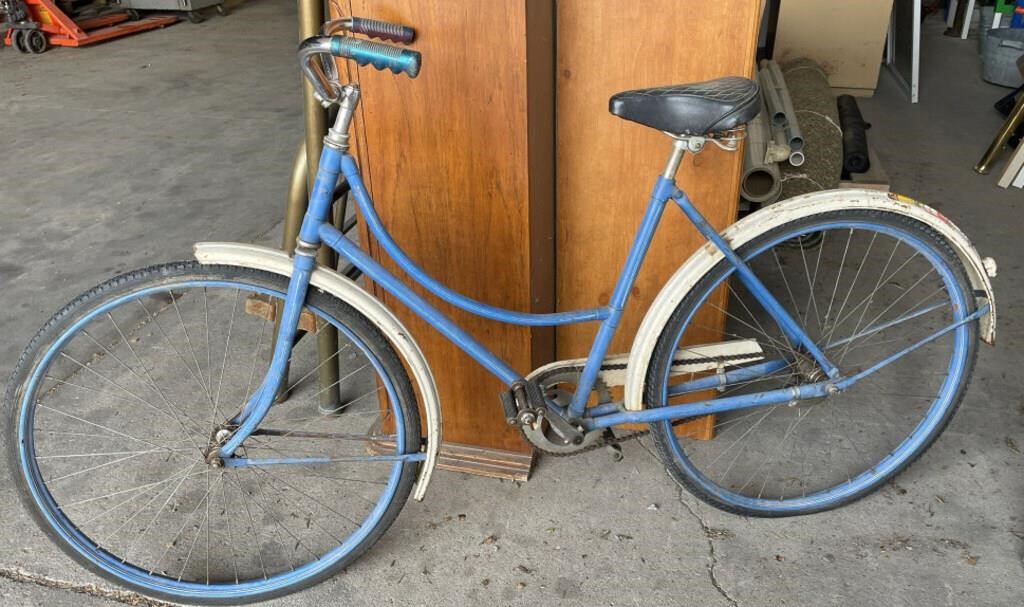 Vintage Ladies Bicycle, 27" Tires, #LYS.