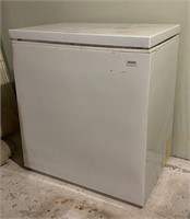 Kenmore Apartment Sized Chest Freezer