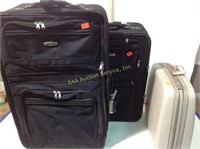 3X luggage including Samsonite