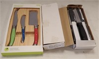 (22) NEW STEAK KNIVES & NEW CHEESE KNIVES