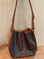 LV Louis Vuitton Bucket Bag Purse