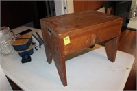 Wood stool