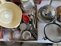 lot of kitchen items