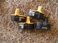 4 -18V Dewalt Batteries