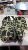 CAMOFLAGE COVERALLS