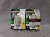 4 pk LED light bulbs