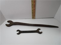 ANTIQUE IRON WORKER SPUD WRENCH & AUSTIN WRENCH