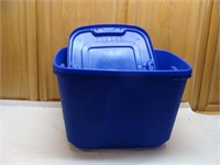Tow Blue Totes with Lids