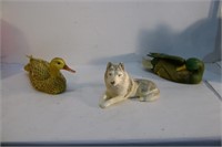 Resin Ducks and Wolf
