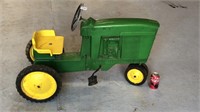 Ertl John Deere D63 Pedal Tractor Cast