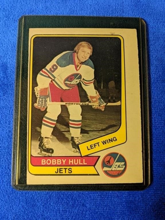 Bobby Hull 1975-76 O-Pee-Chee Card