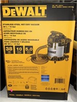 DEWALT STAINLESS STEEL WET/DRY VACUUM IN BOX