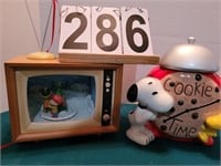 Snoopy Cookie Jar ~ Charlie Brown Battery Radio