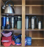 (8) Travel Mugs, Pot Holders, Tea Kettle, Koozies