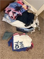 men’s large and 36 x 34 jeans, shirts, swimming