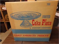 Cake plate.