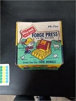 Play-Doh Forge Press