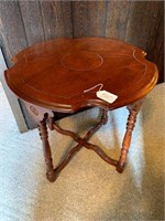 SMALL ORNATE OCCASIONAL TABLE
