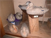 7 Duck decoys & Wooden Bench